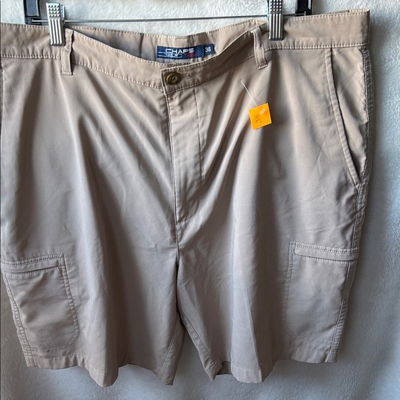 Chaps golf cargo quick dri  Tan Shorts size 38 - Picture 1 of 11